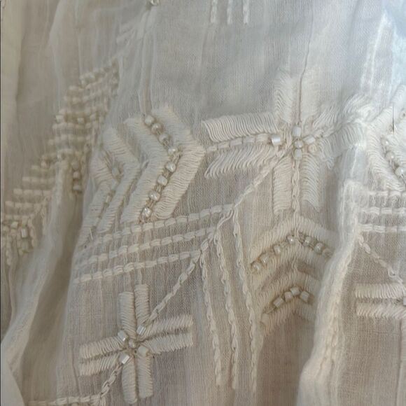 Shyanne White Ruffled Tie Front Blouse - Picture 9 of 10